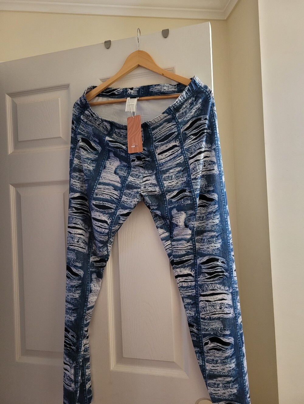 SHEIN Blue Abstract Print Skinny Jeans, Jeggings.